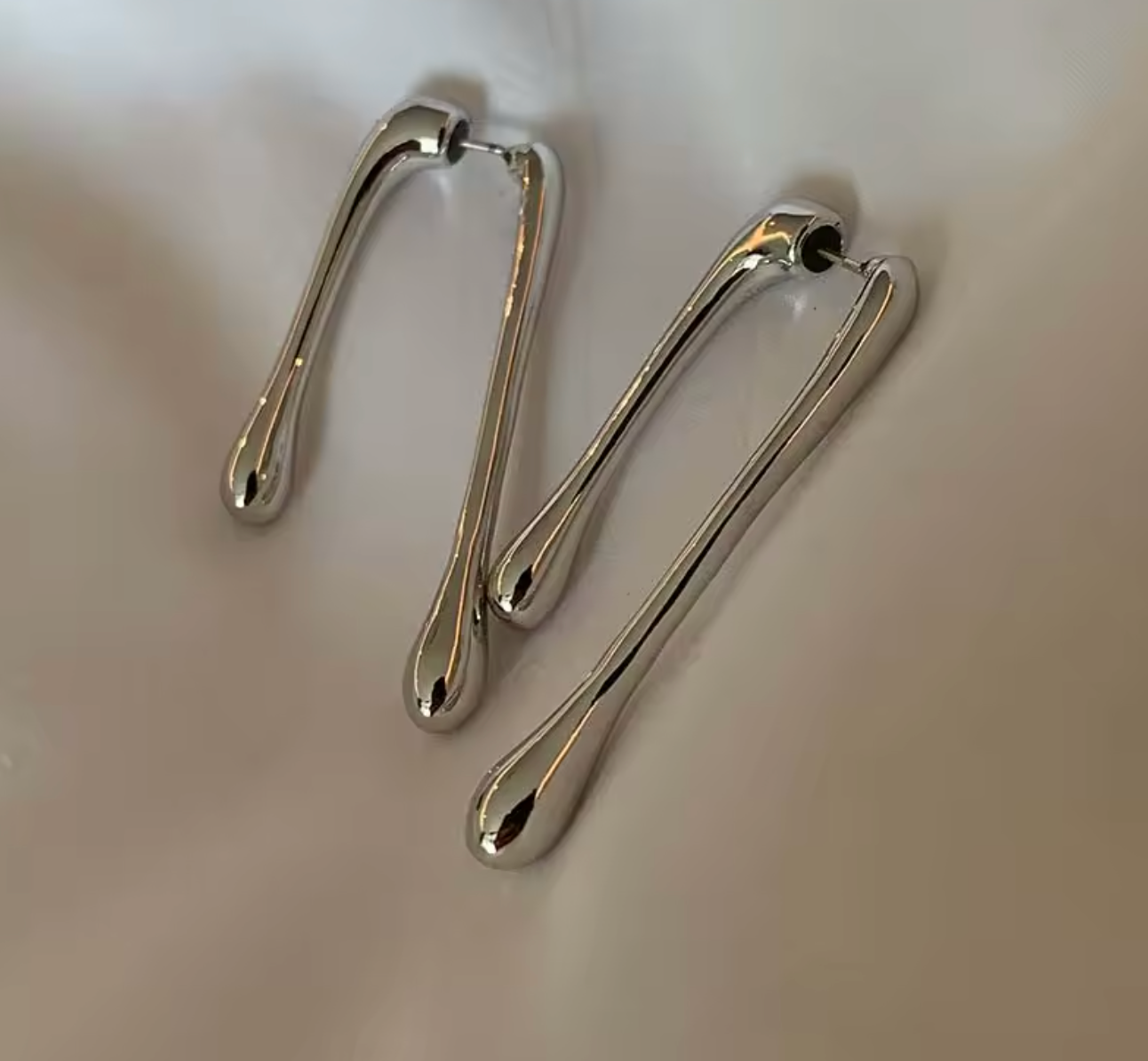Fashion Metal Water Drop Long Pendant Earrings