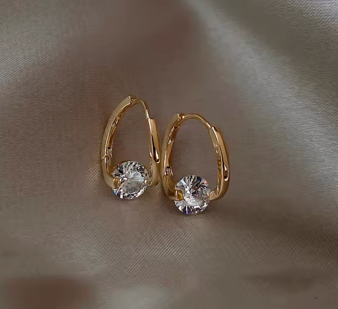 Trendy Design Sense Jewelry for Women
